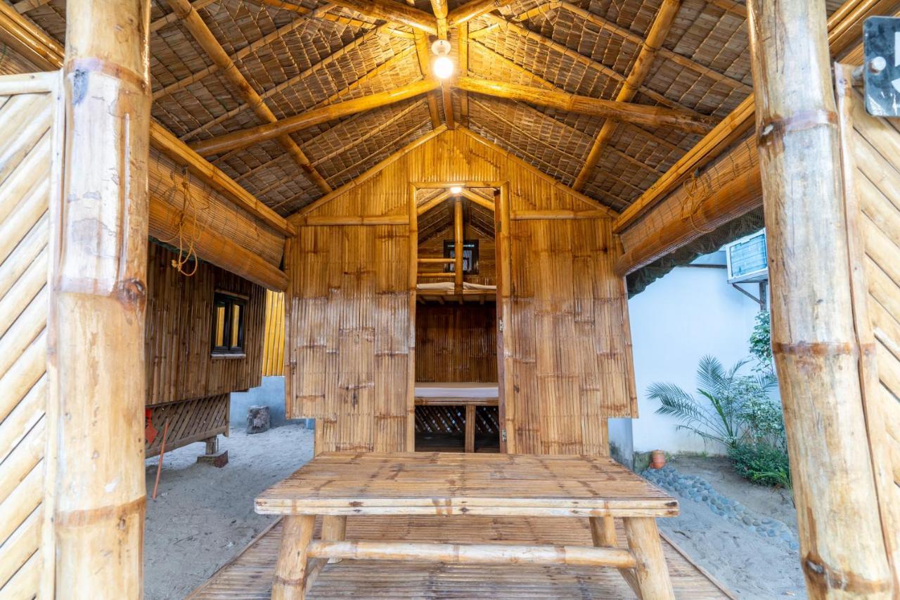 Bamboo Paraiso Resort At Bolo Beach Alaminos Bagian luar foto